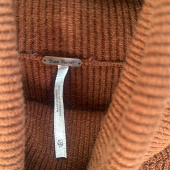 Free People Roll Neck Sweater - Picture 4 of 7